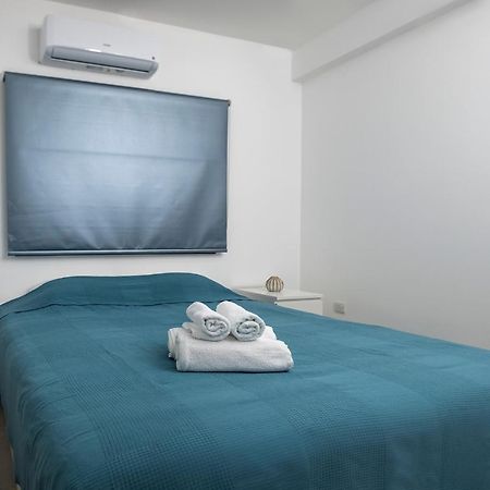 Lovely 2 Bed Apartment In Larnaca City Centre Exterior foto
